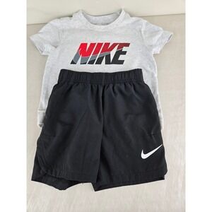 Nike Toddler Boys 2T Gray Graphic T-Shirt and Black Dri-FIT Shorts Set 2pc